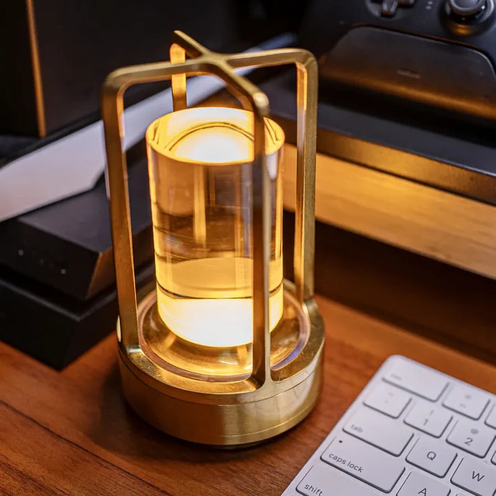Lumisom Crystal Lantern Lamp
